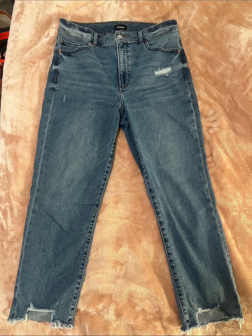 Express Distressed Cropped Jeans in Medium Blue